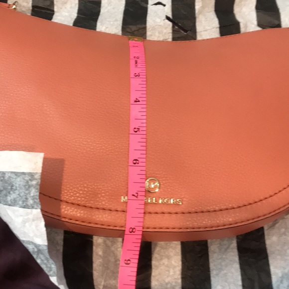 Michael Kors bag - Picture 3 of 7